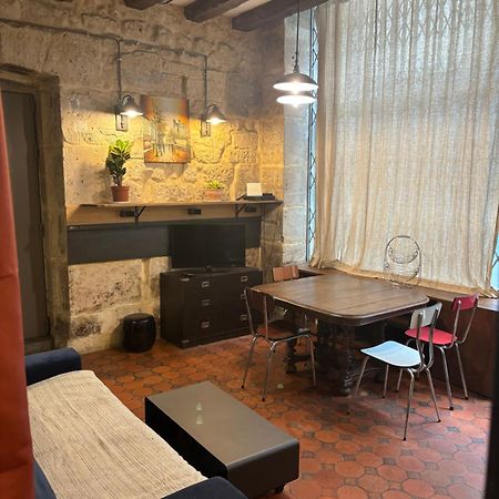 Proche Notre Dame De Paris Apartment Ngoại thất bức ảnh